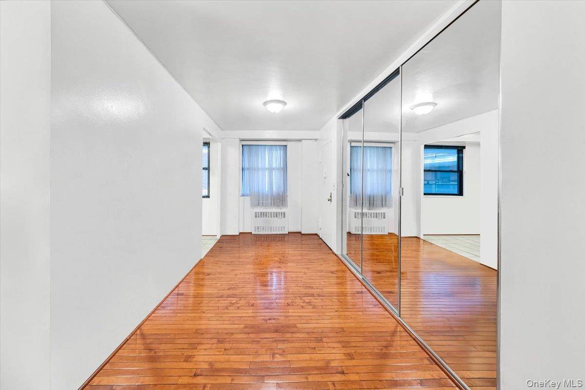 4705 Henry Hudson Pkwy #7F, Bronx, NY 10471