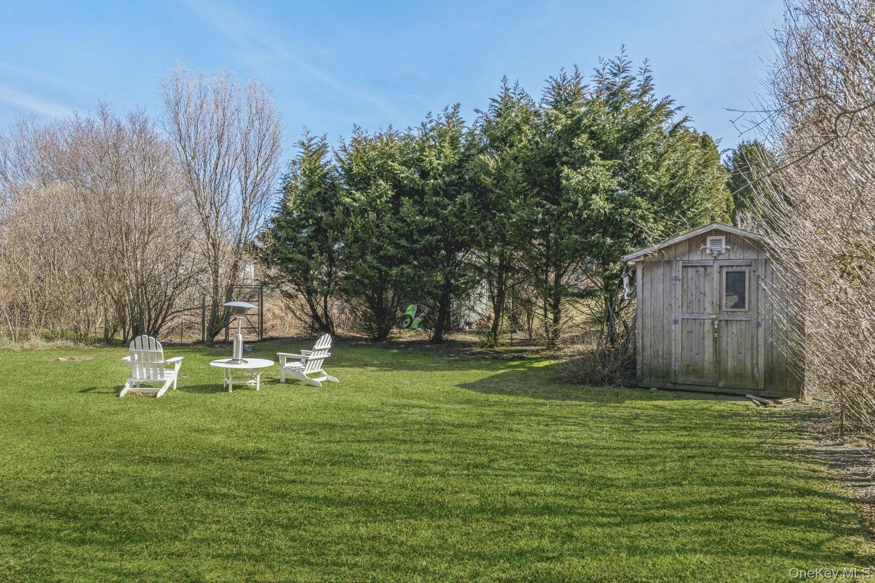 33 Hoppin AVE, Montauk, NY 11954