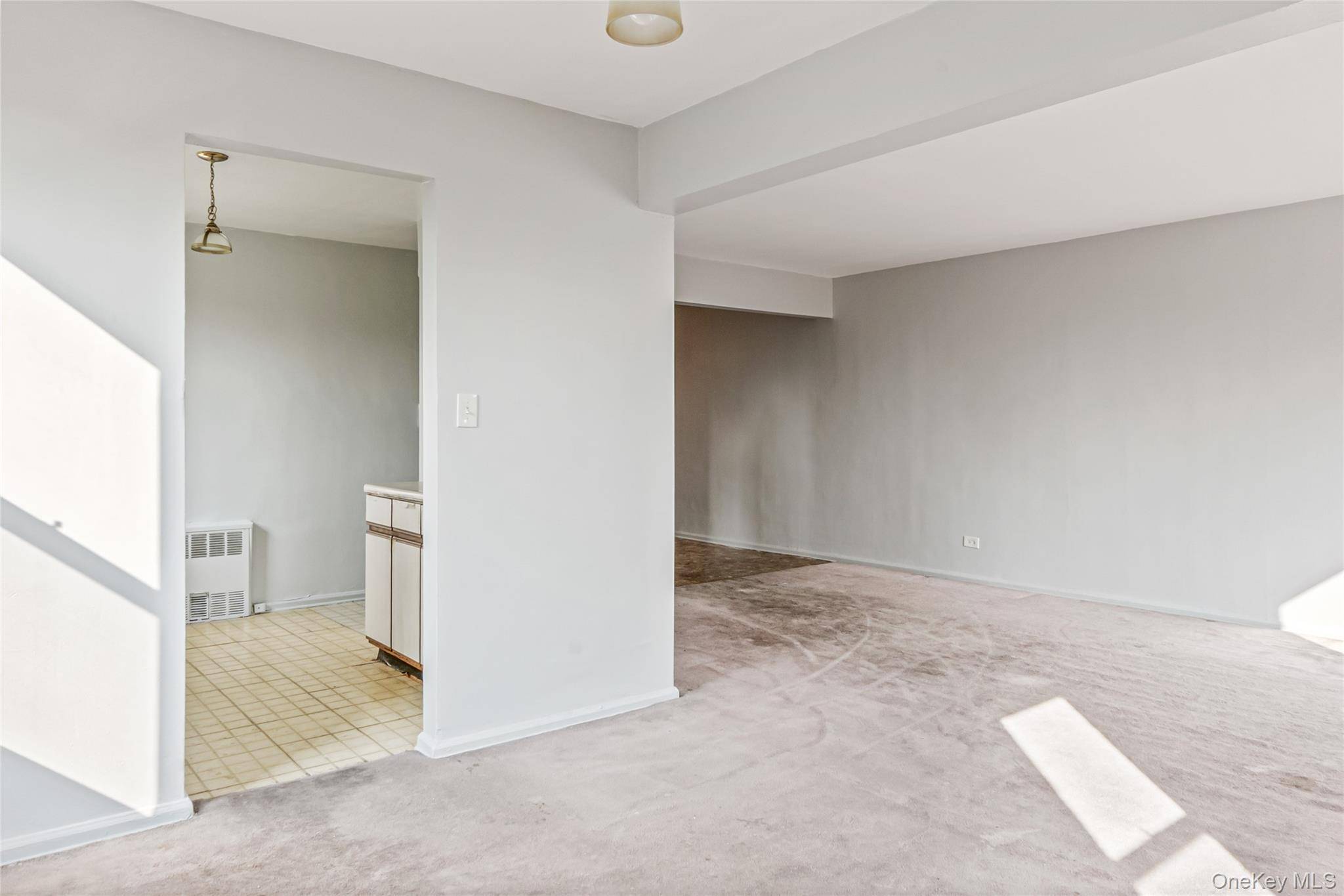 140-15 Holly AVE #4E, Flushing, NY 11355
