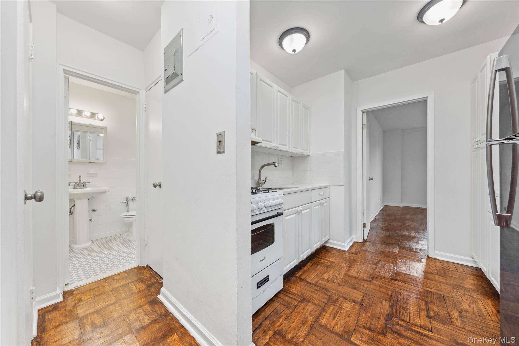 5355 Henry Hudson Pkwy #4G, Bronx, NY 10471