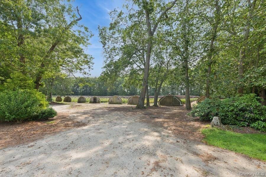 550 / 538 Herricks LN, Jamesport, NY 11901