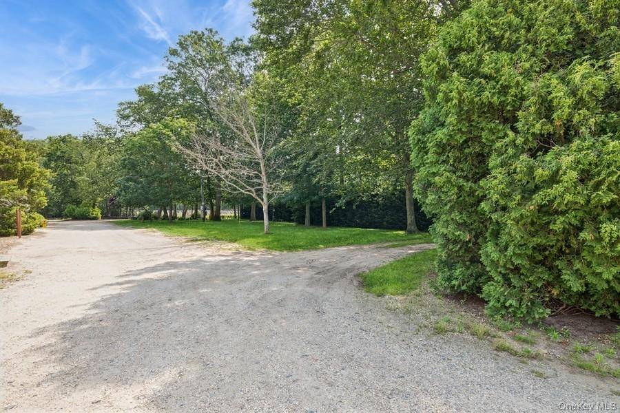 550 / 538 Herricks LN, Jamesport, NY 11901