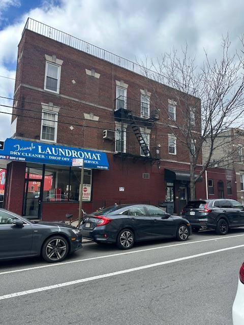 4229 Newtown RD, Astoria, NY 11103