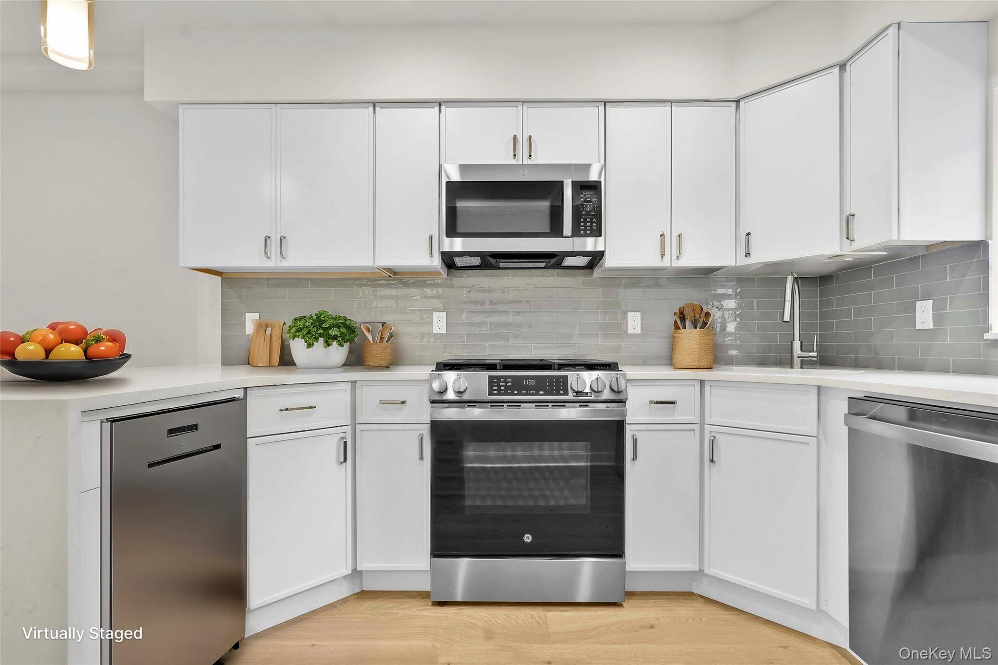 25-25 31st AVE #6B, Astoria, NY 11106