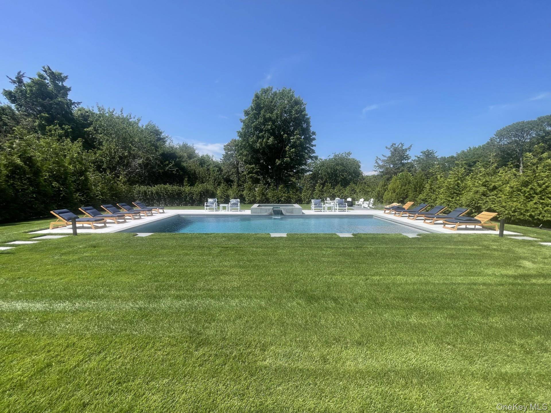 59 Shinnecock Hills RD, Southampton, NY 11968