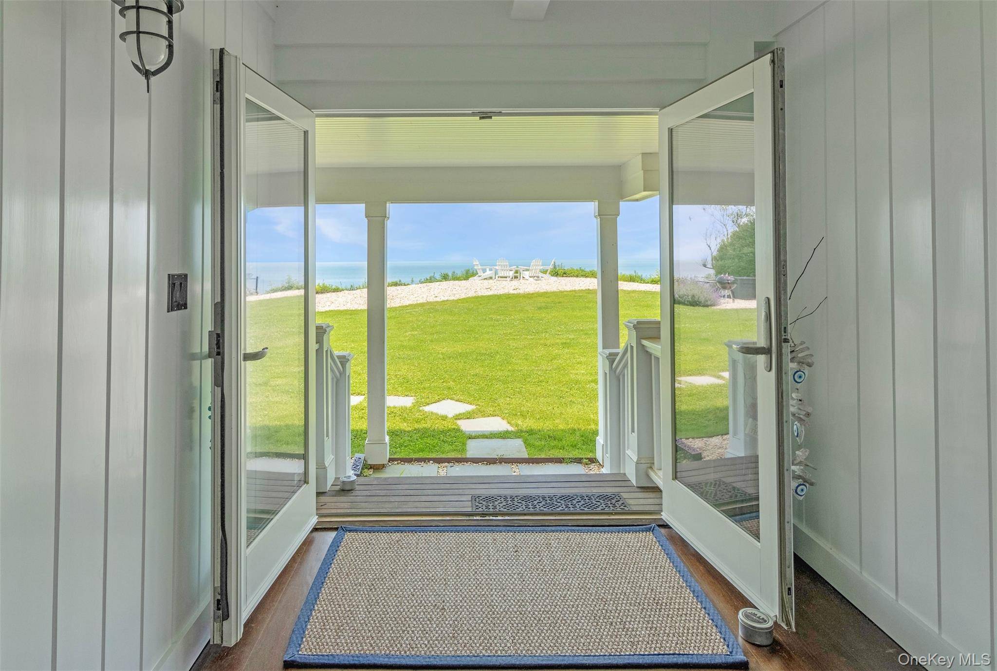 2700 Sound DR, Greenport, NY 11944