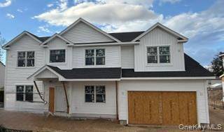121 Ontario AVE, Massapequa, NY 11758