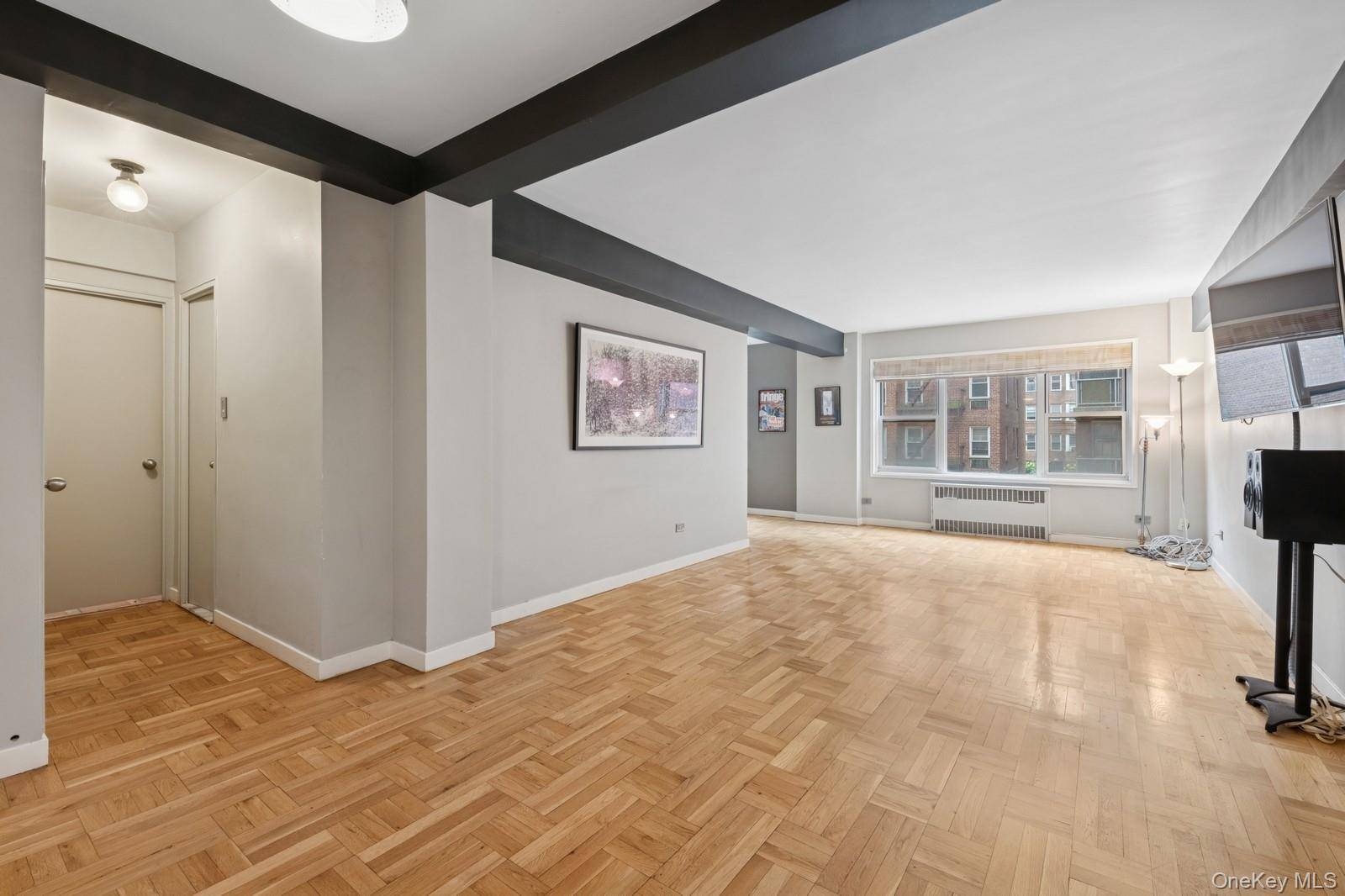 110-20 71st RD #216, Forest Hills, NY 11375