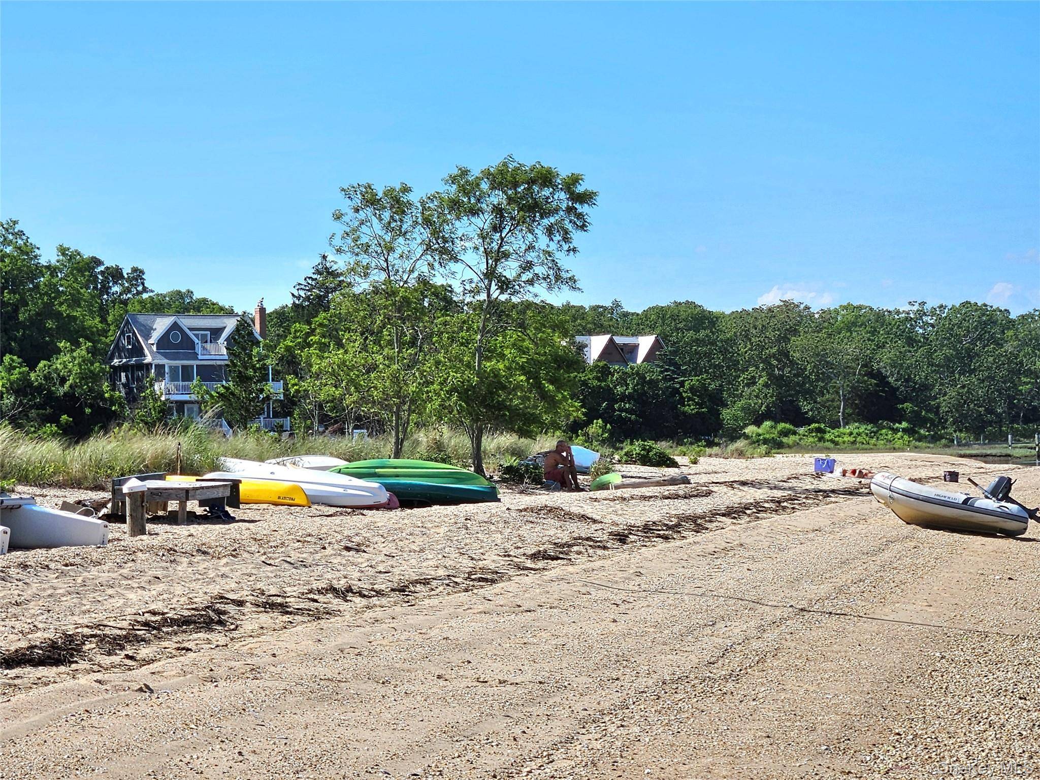 3650 Bay Shore RD, Greenport, NY 11944