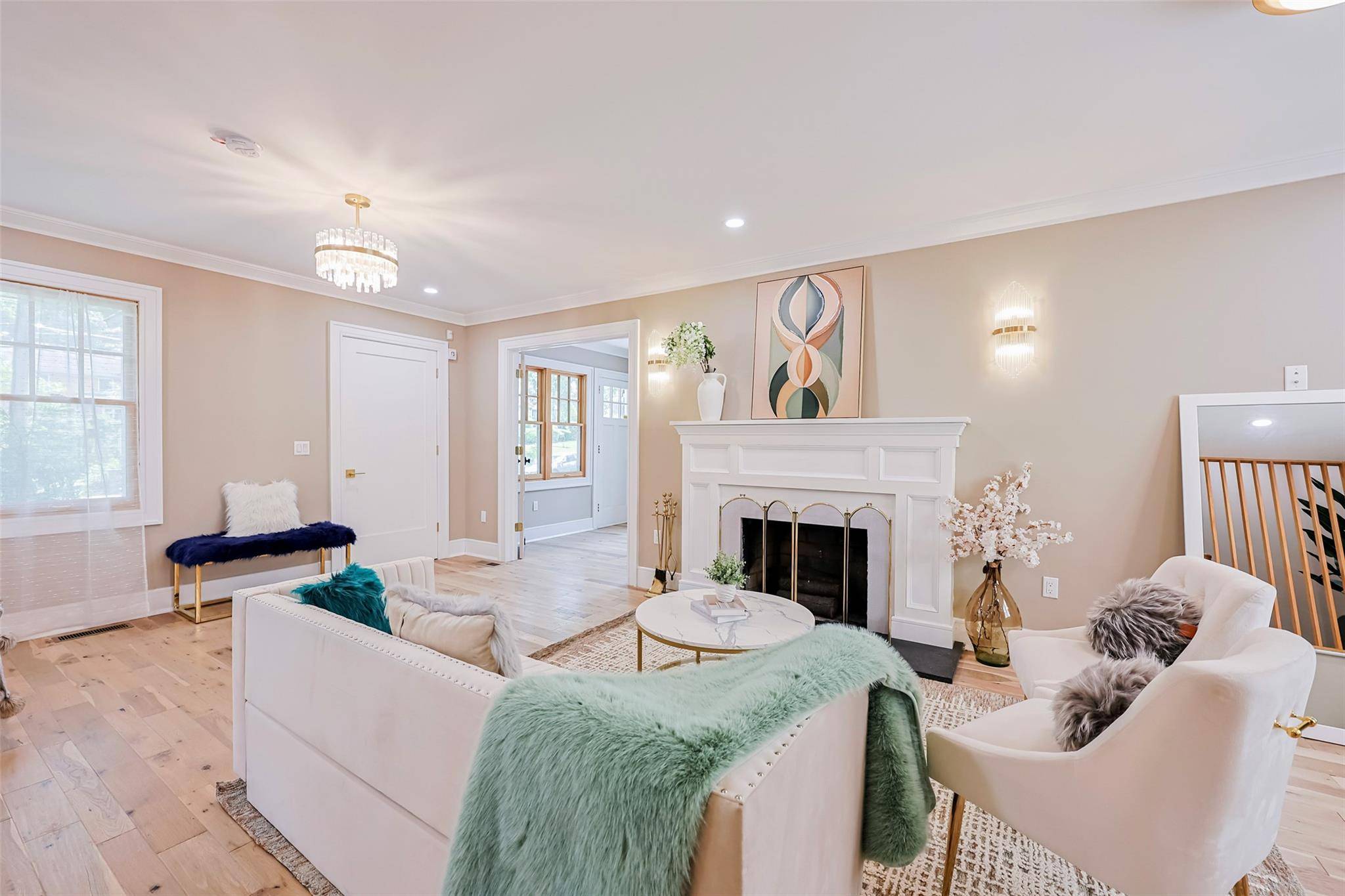 351 Hollywood AVE, Douglaston, NY 11363