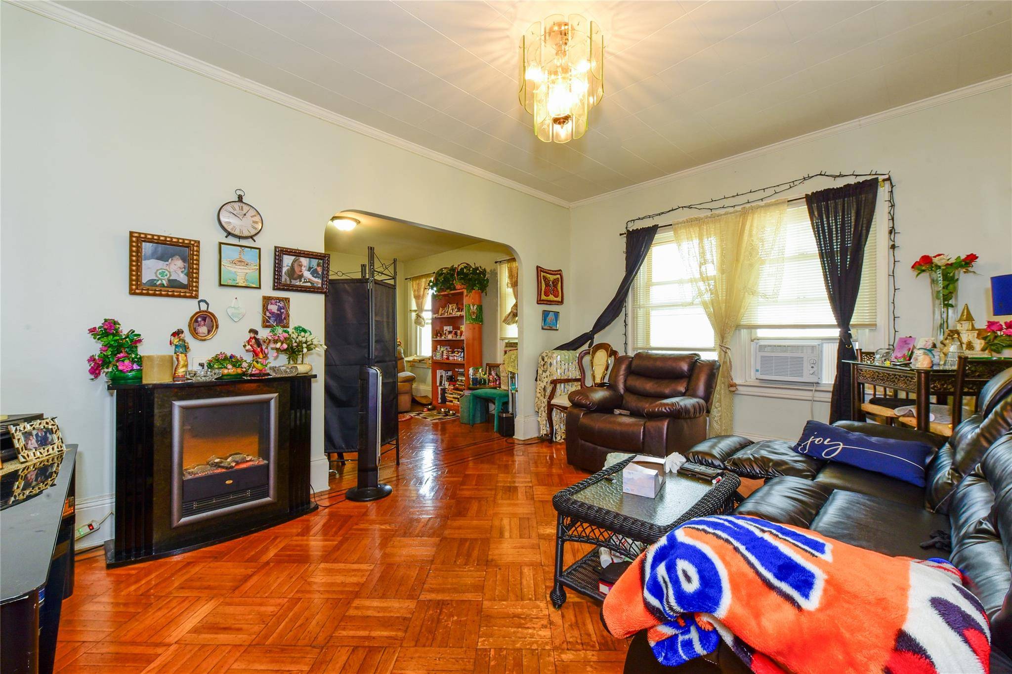 11418 103rd AVE, Richmond Hill S., NY 11419