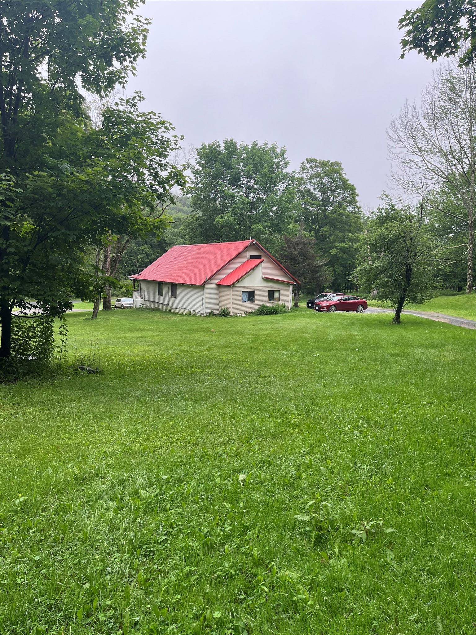 1546-1550 Shandelee RD, Youngsville, NY 12758