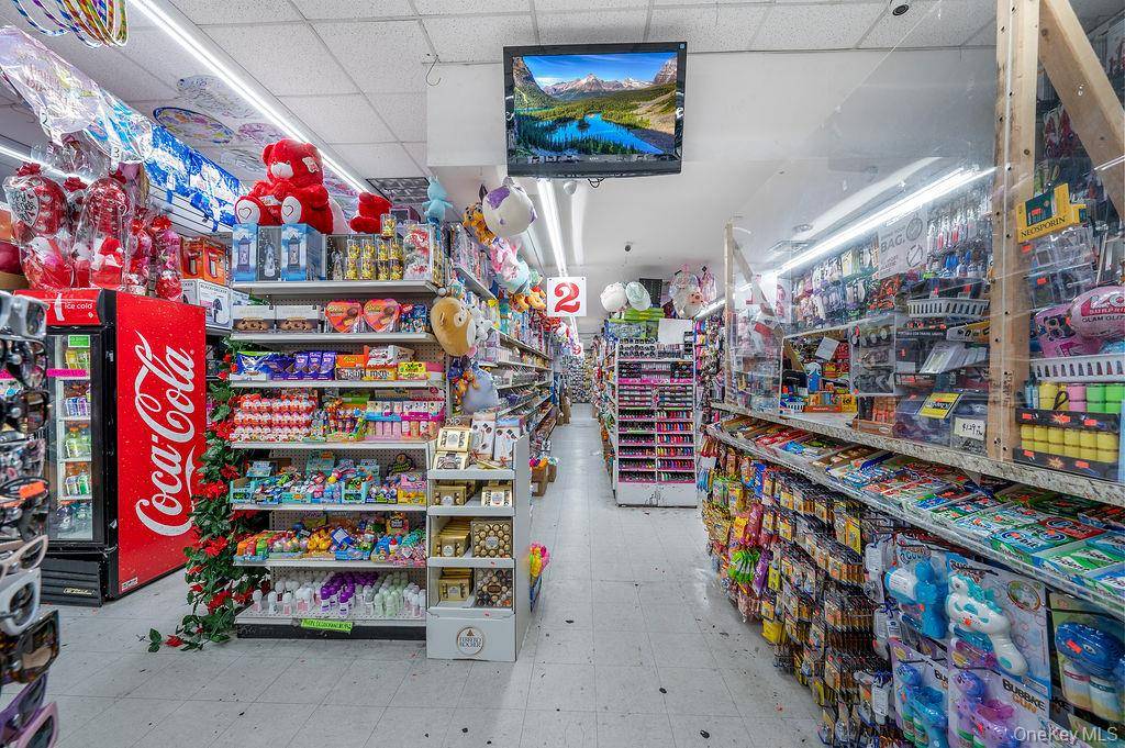 7814 Roosevelt AVE #A, Jackson Heights, NY 11372