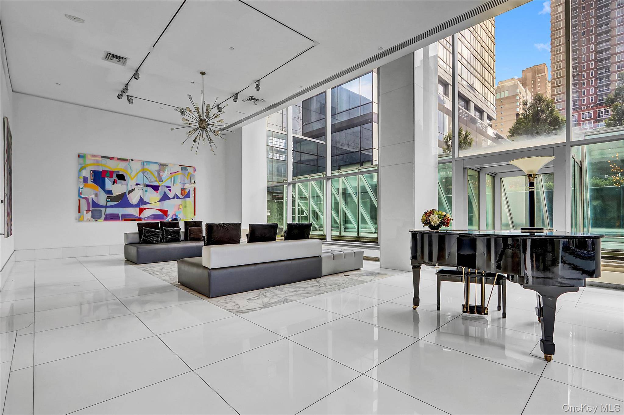 635 W 42nd ST #7A, New York (manhattan), NY 10036