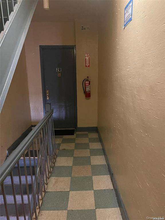 567 Saint Johns PL #8, Brooklyn, NY 11238