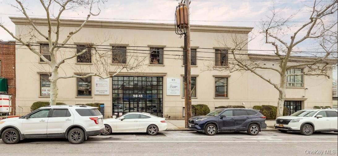 80-15 164th ST, Fresh Meadows, NY 11432