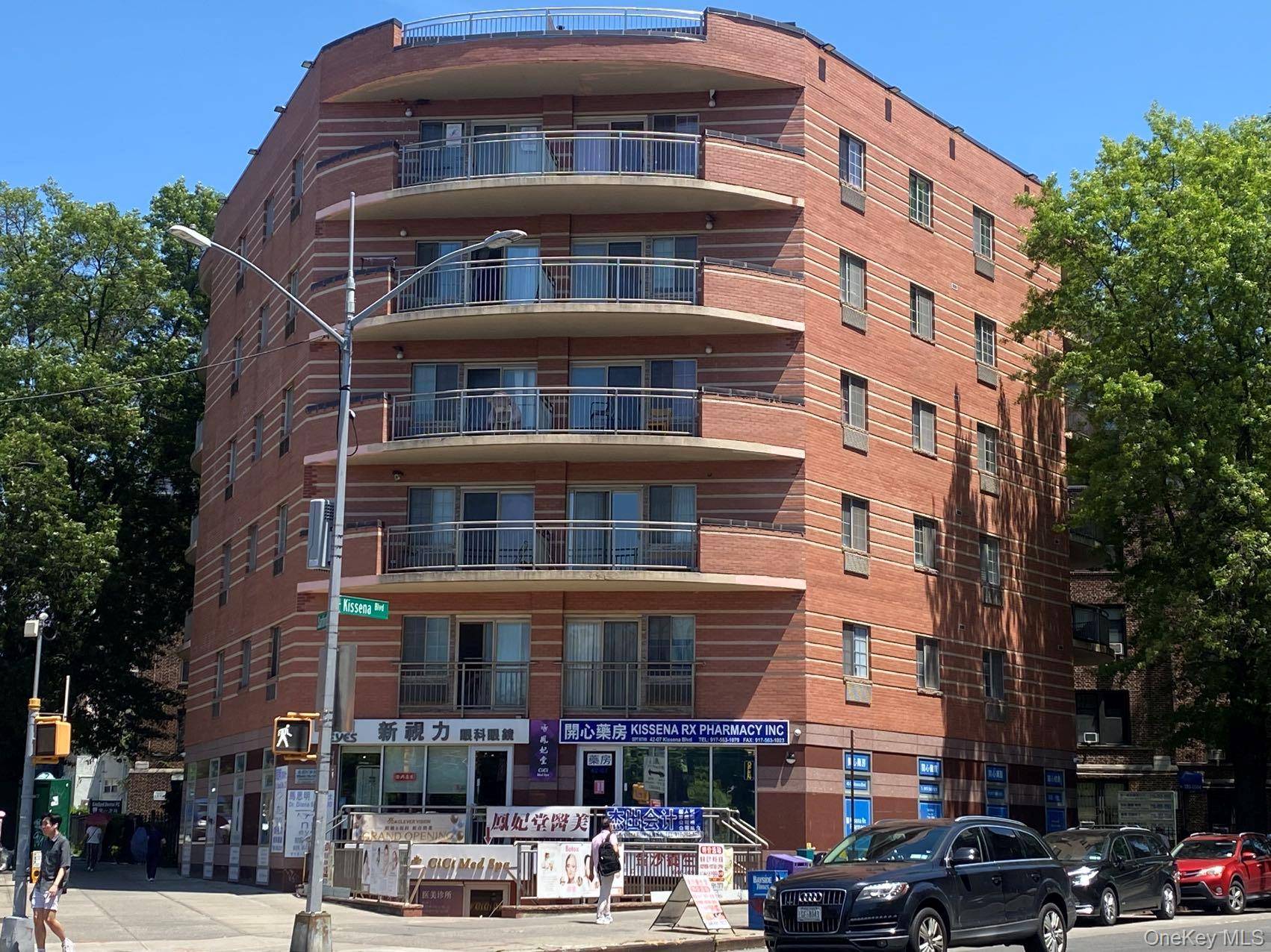 4207 Kissena BLVD, Flushing, NY 11355