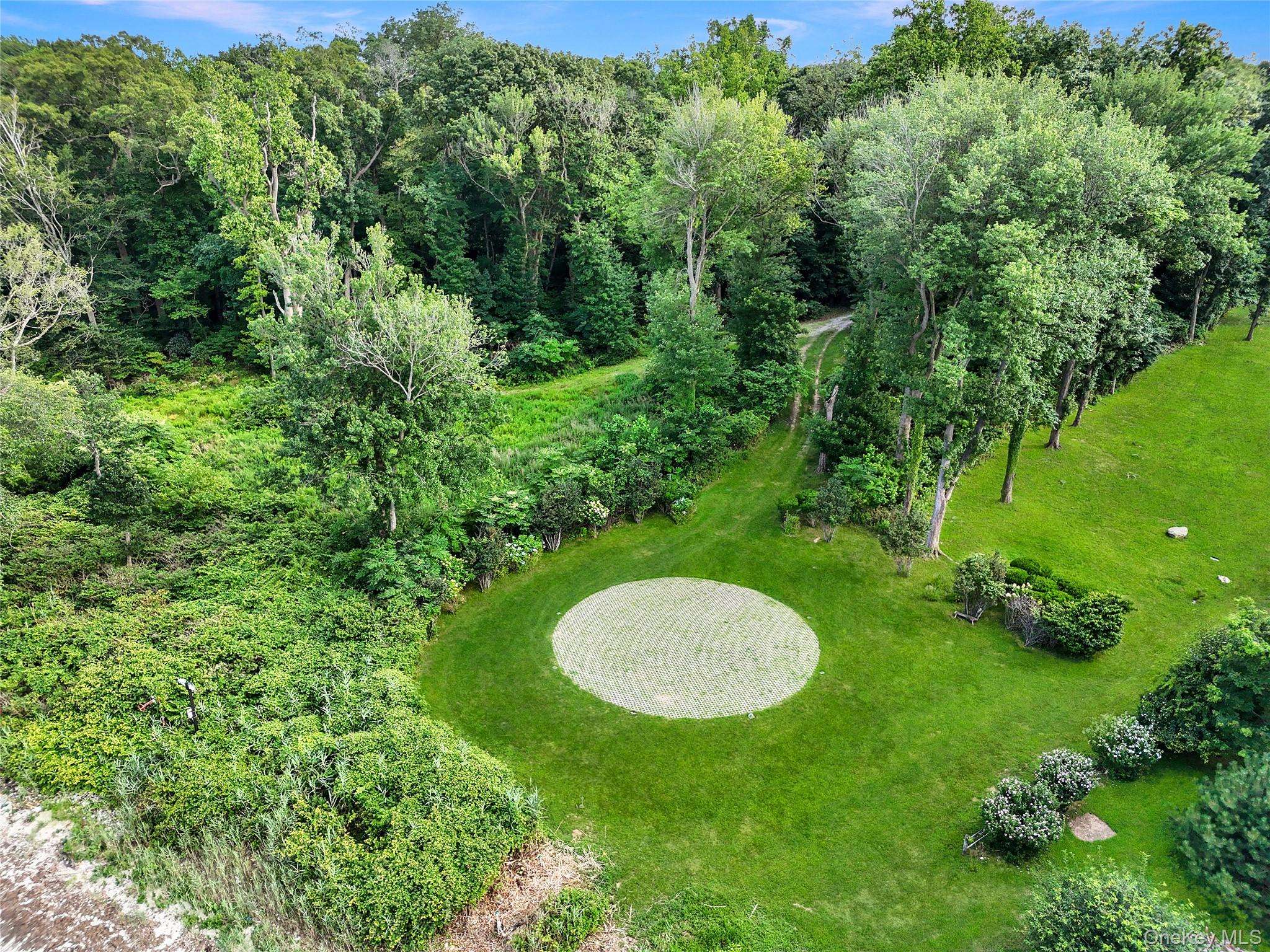 144 Centre Island RD, Centre Island, NY 11771