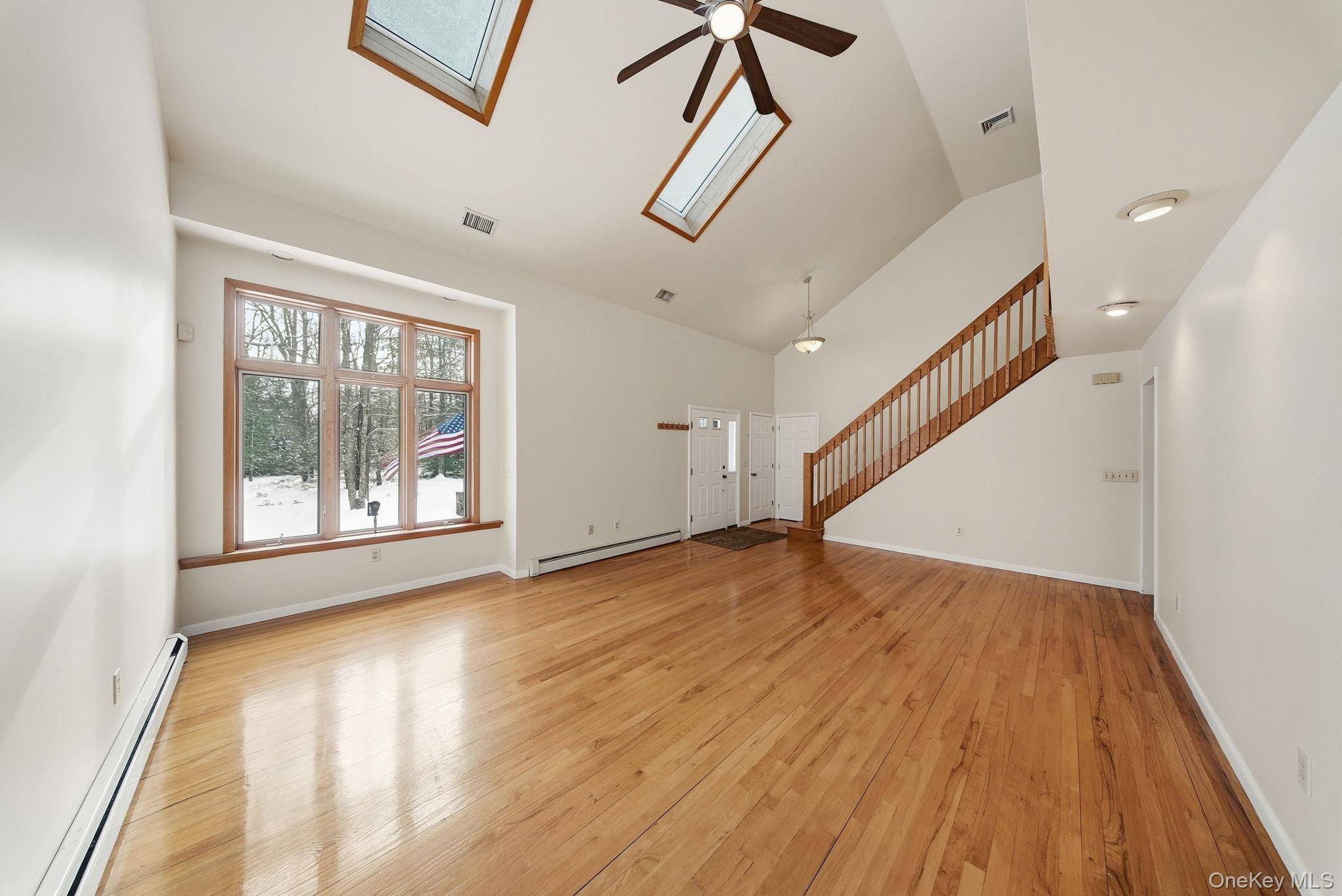 139 Renner RD, Rock Hill, NY 12775