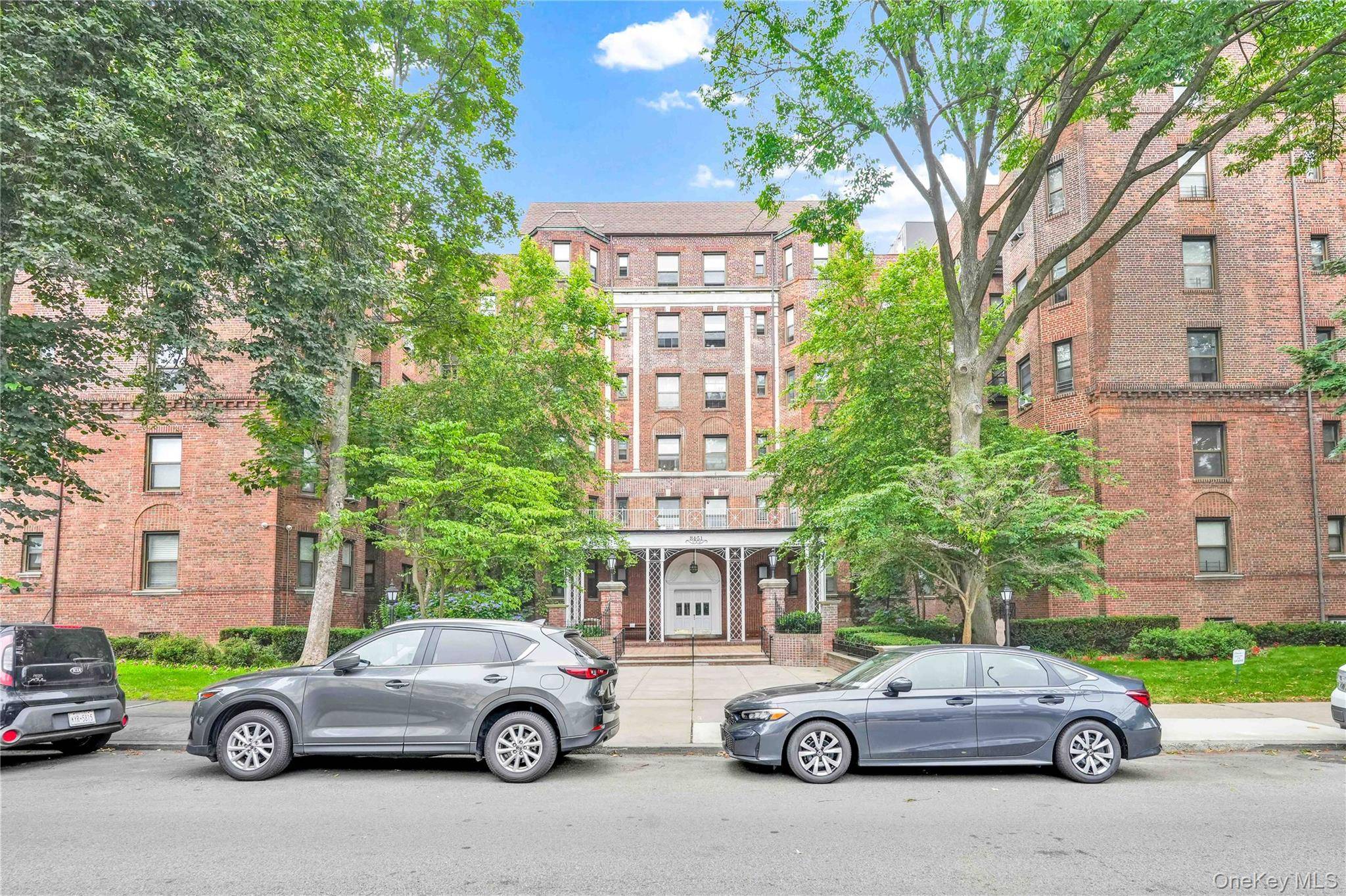 84-51 Beverly RD #5P, Kew Gardens, NY 11415