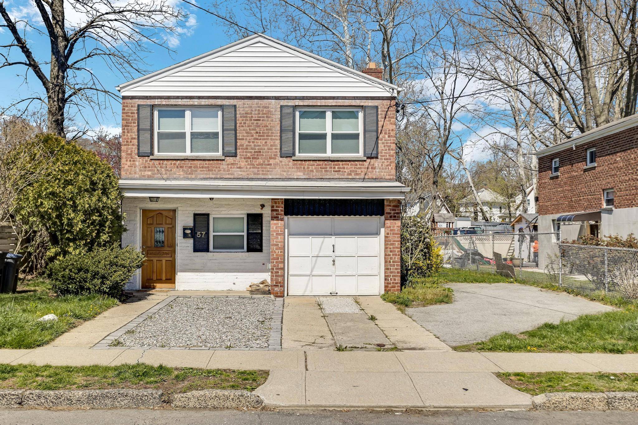 57 7th ST, Pelham, NY 10803