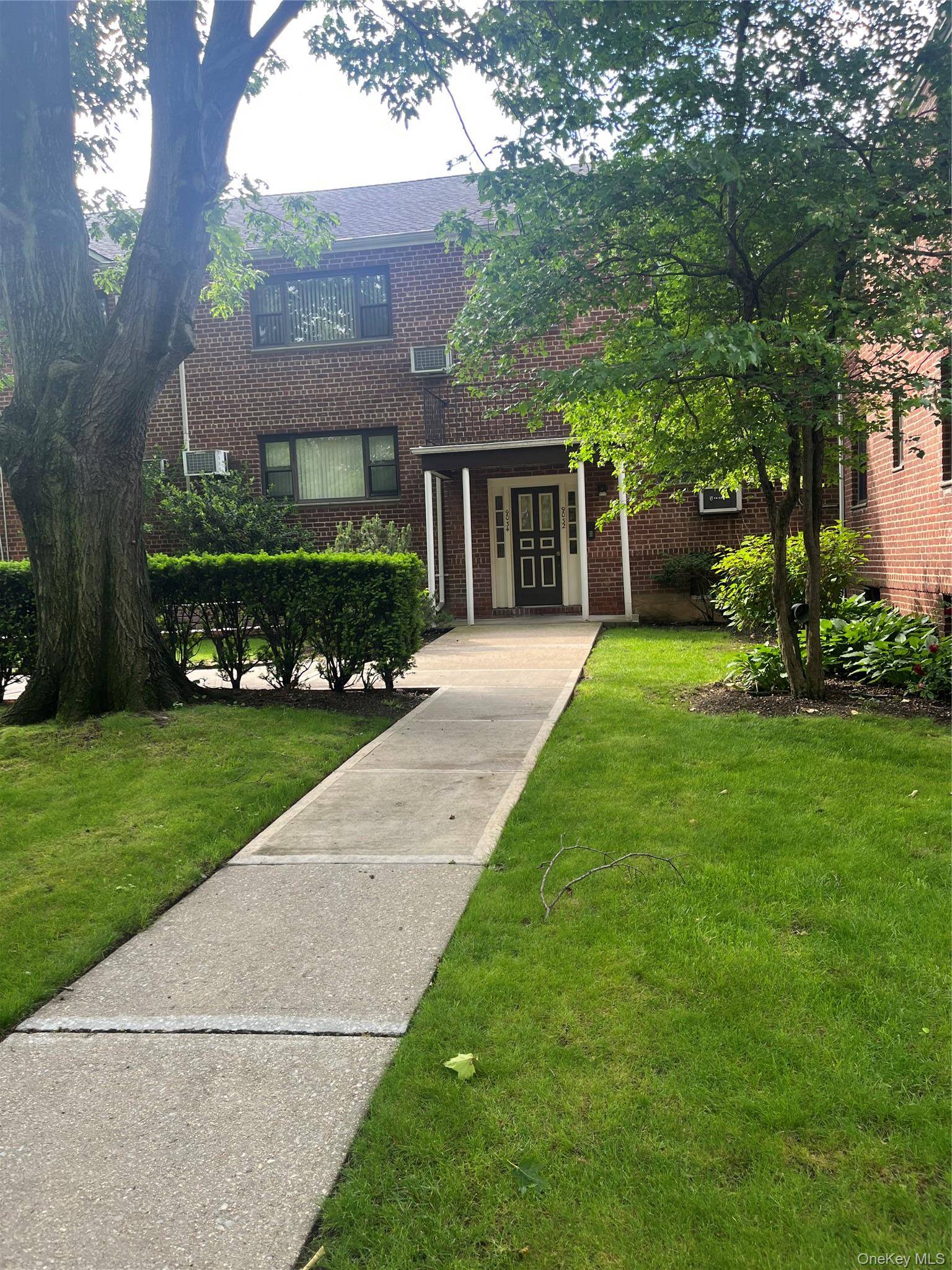 90-32 153 AVE #0029, Howard Beach, NY 11414