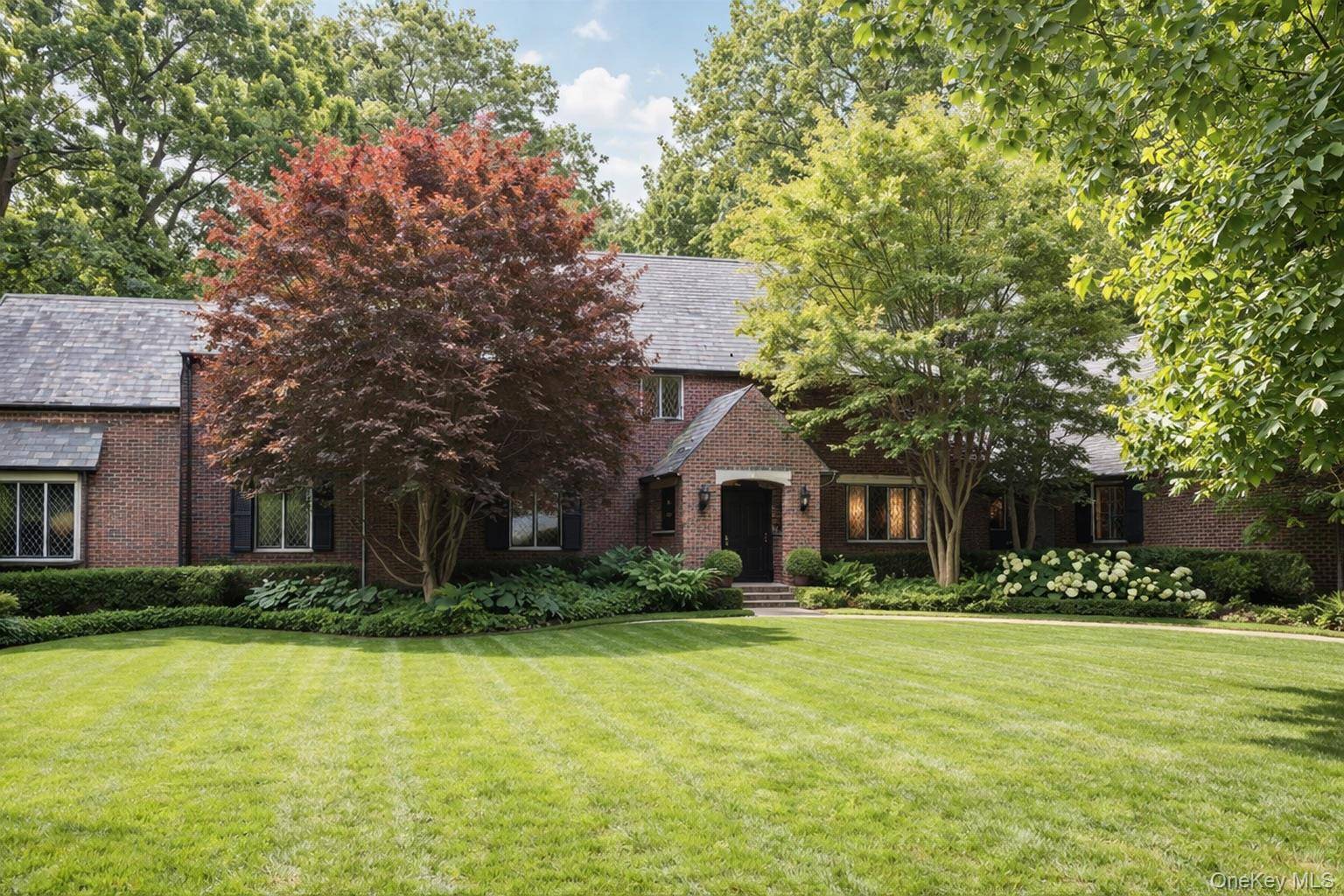 118 Highland RD, Glen Cove, NY 11542
