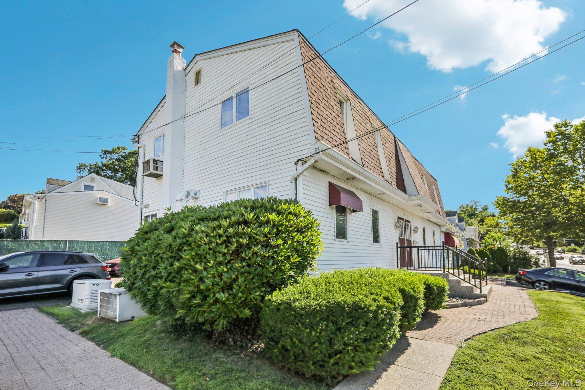 11 Ramapo RD, Garnerville, NY 10923