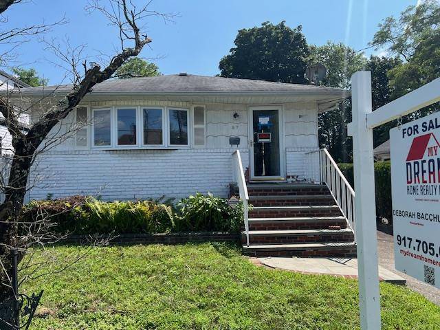 87 W Clinton AVE, Roosevelt, NY 11575