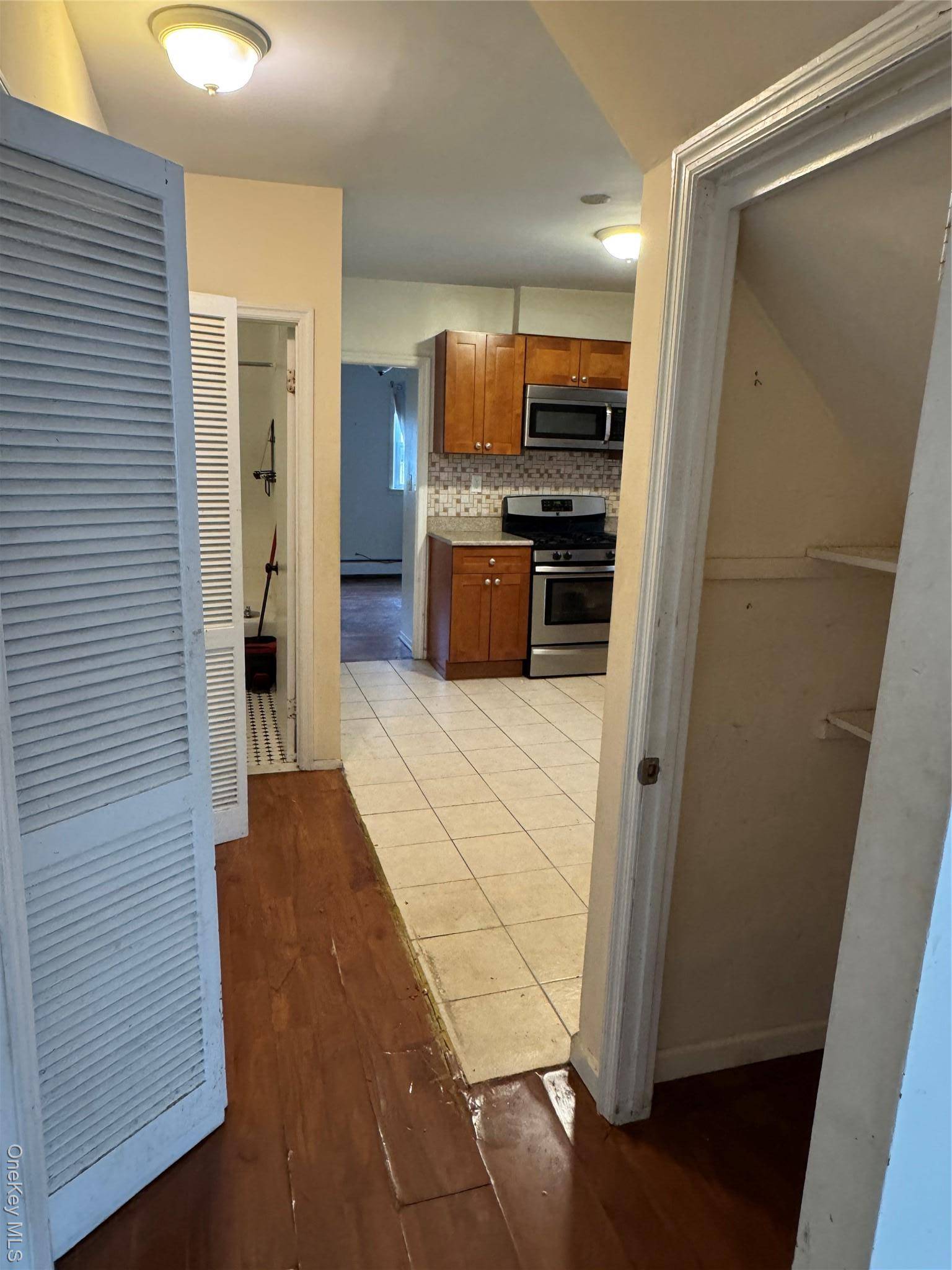 61-51 Borden AVE, Maspeth, NY 11378
