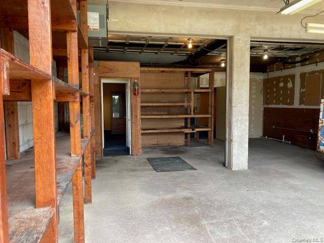 23 Skillman ST #1, Roslyn, NY 11576