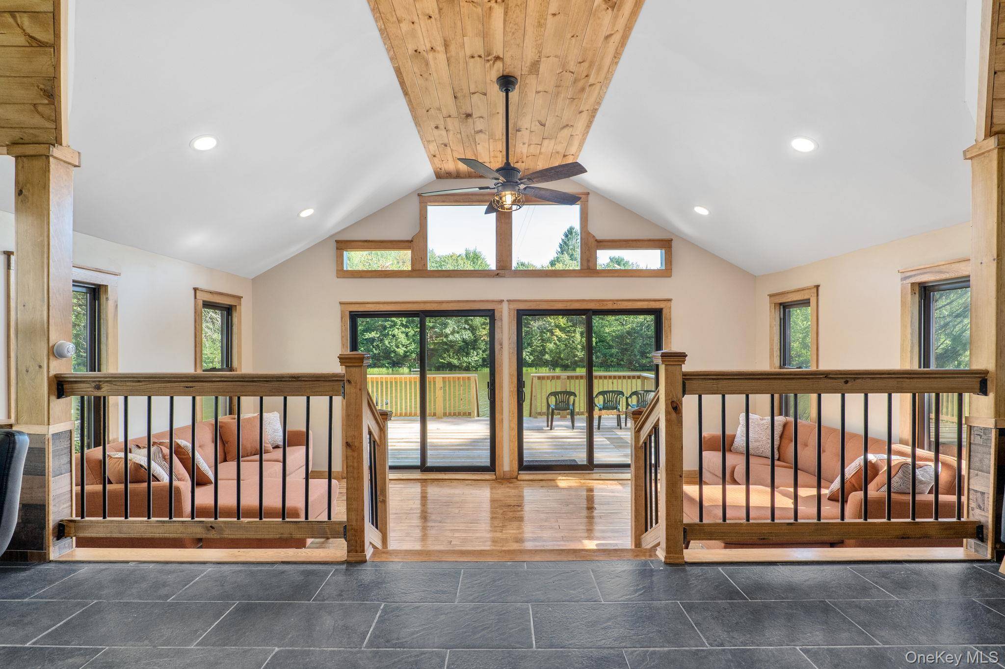 106 Earles LN, Gilboa, NY 12076