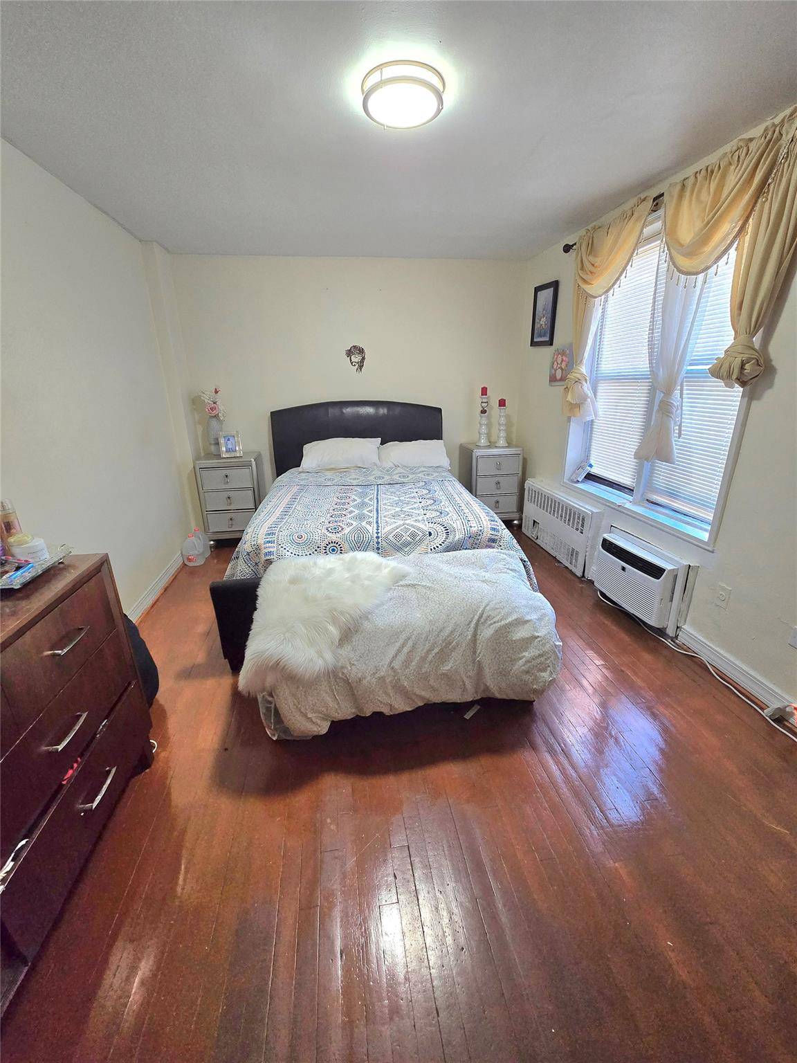 131-11 Kew Gardens Rd #5F, Richmond Hill, NY 11418