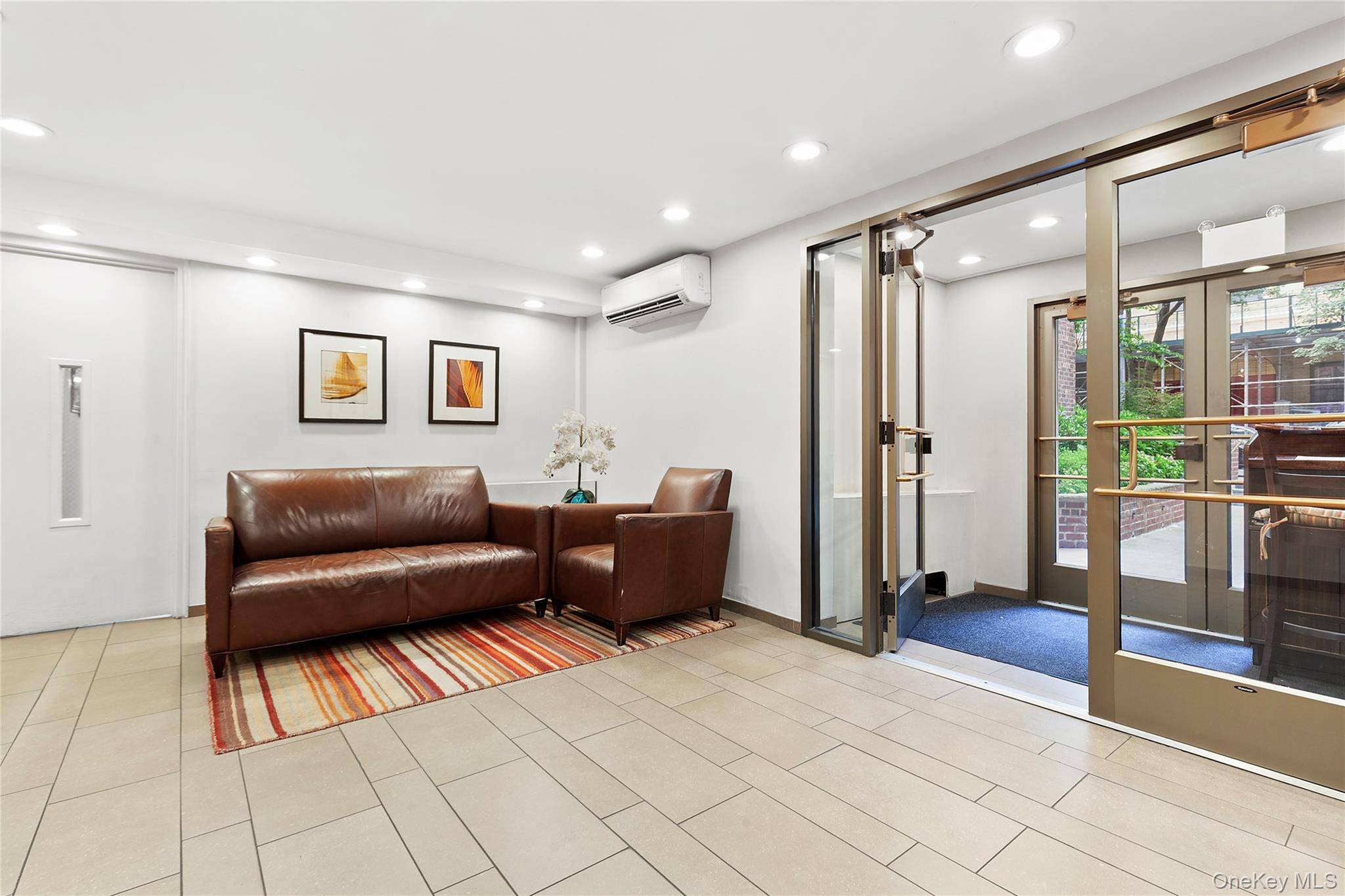 330 E 70th ST #6E, New York (manhattan), NY 10021