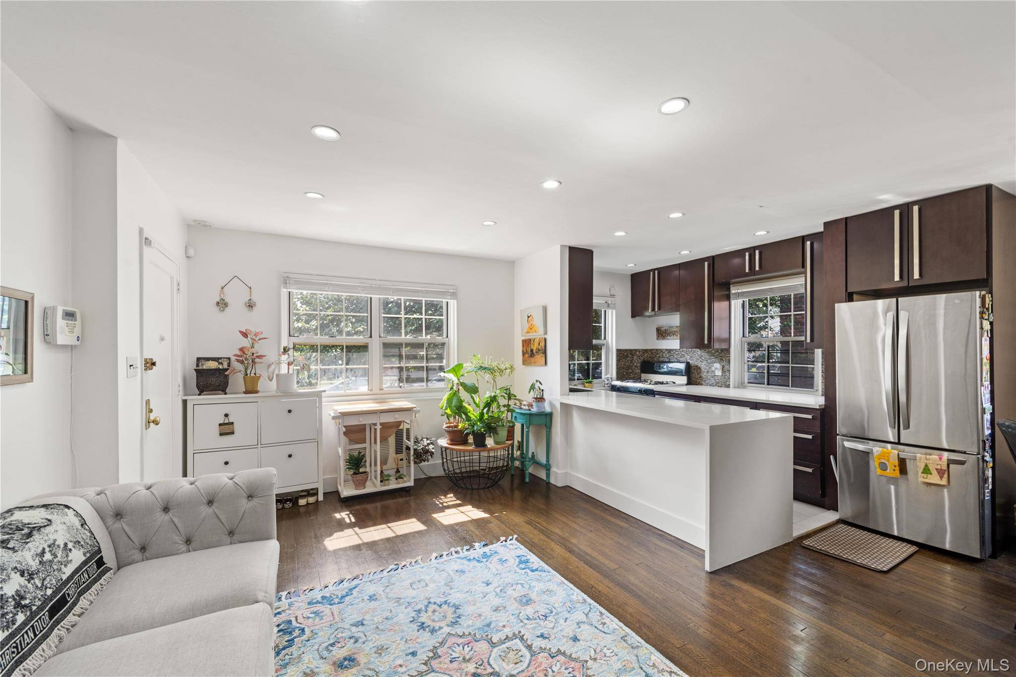 69-09 215th ST #Lower 1, Bayside, NY 11364