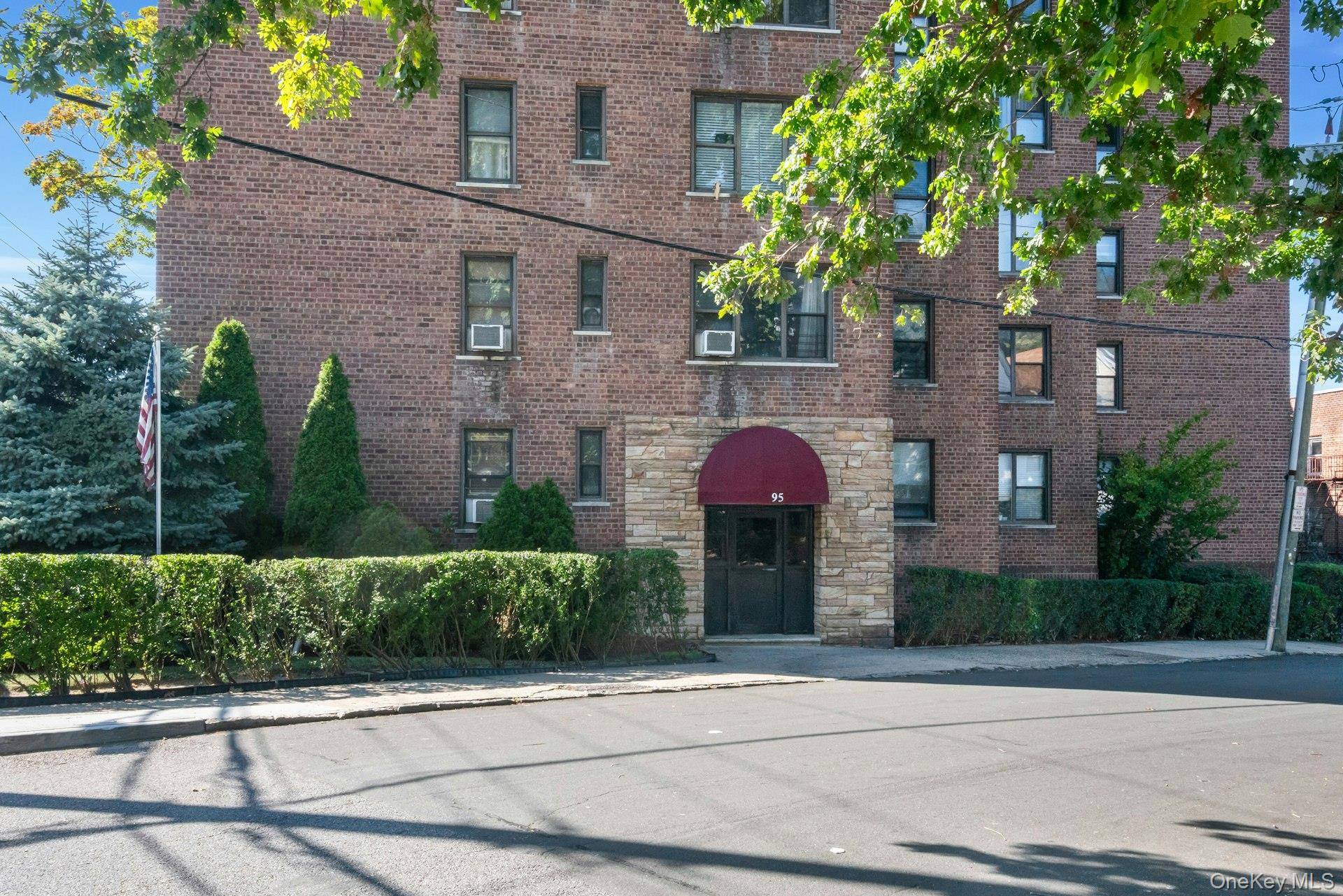 95 Sedgwick AVE #1G, Yonkers, NY 10705