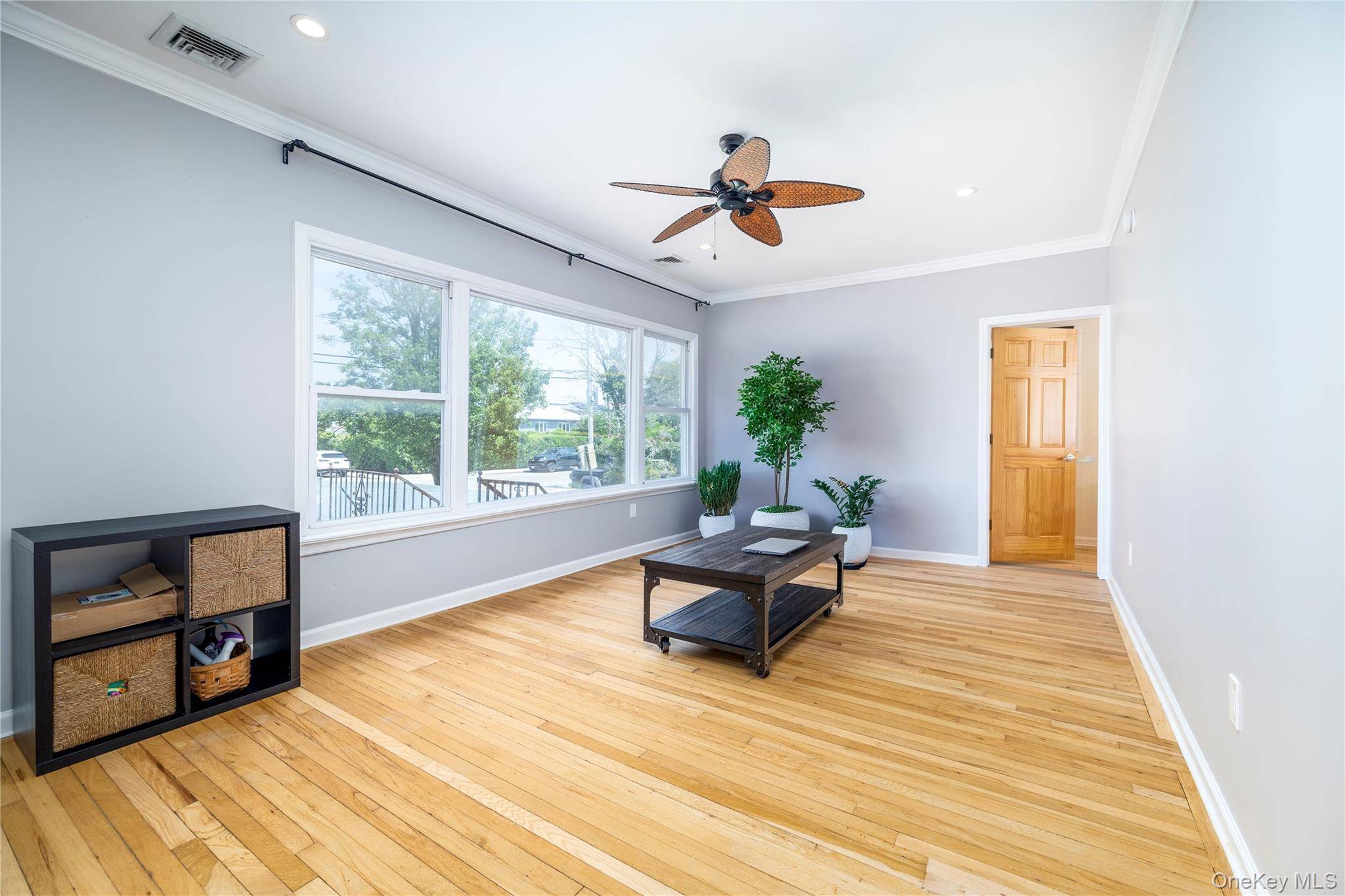 49 Barnes ST, Long Beach, NY 11561