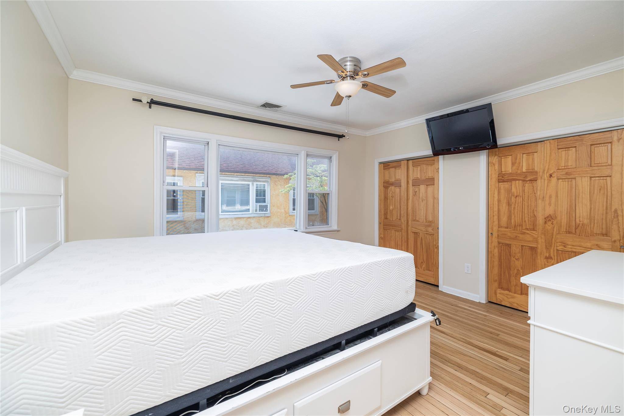 49 Barnes ST, Long Beach, NY 11561