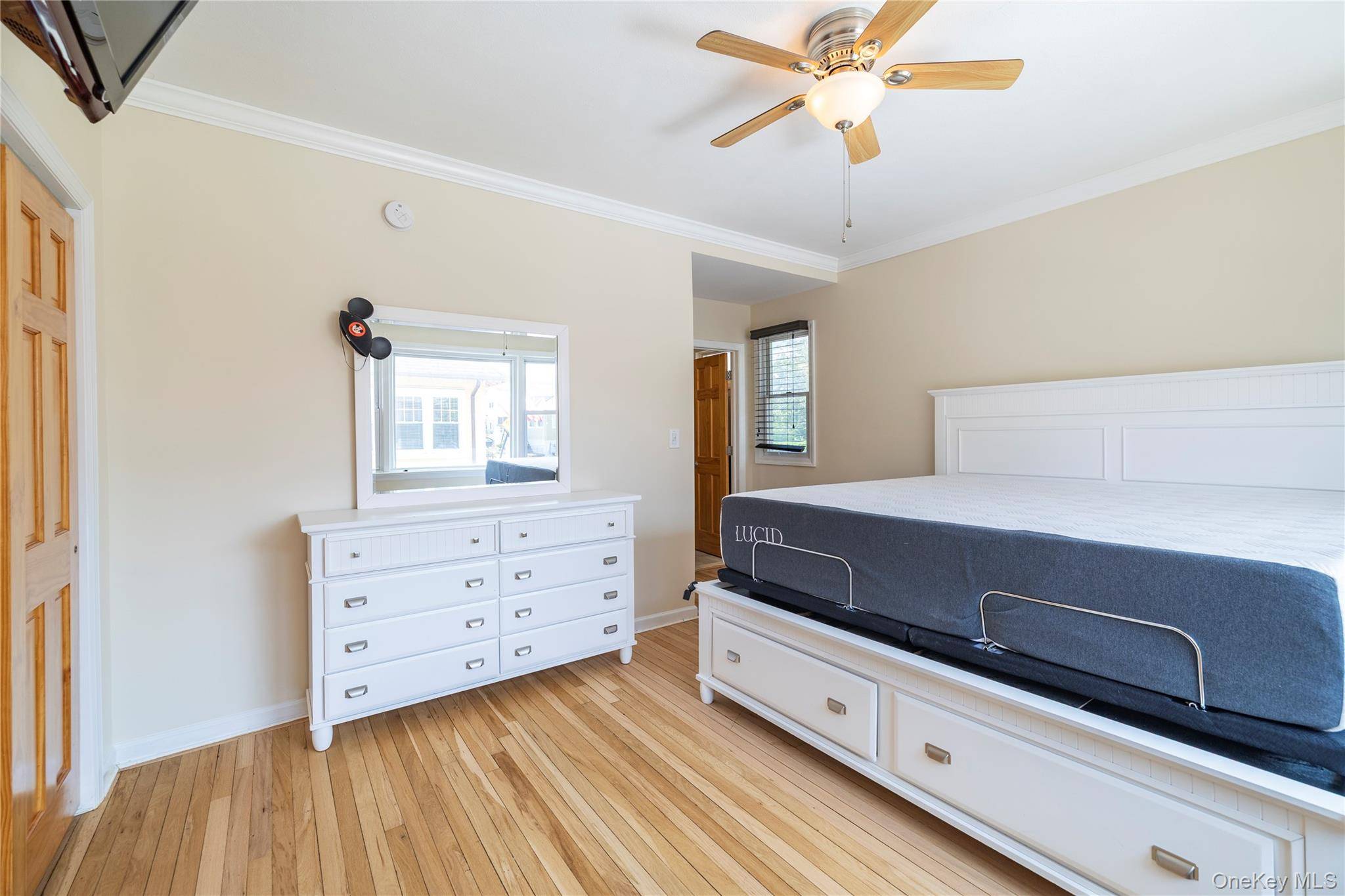 49 Barnes ST, Long Beach, NY 11561