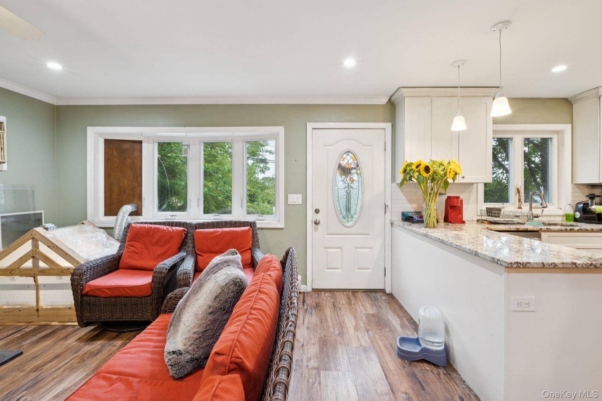 39 Willow RD, Rocky Point, NY 11778