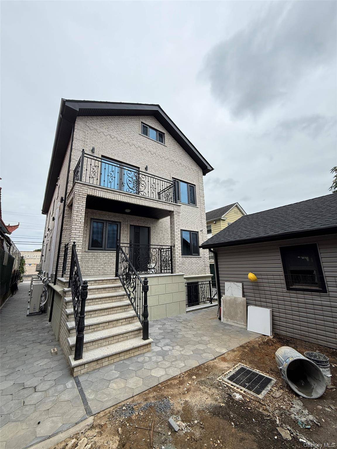 46-40 Kissena BLVD, Flushing, NY 11355