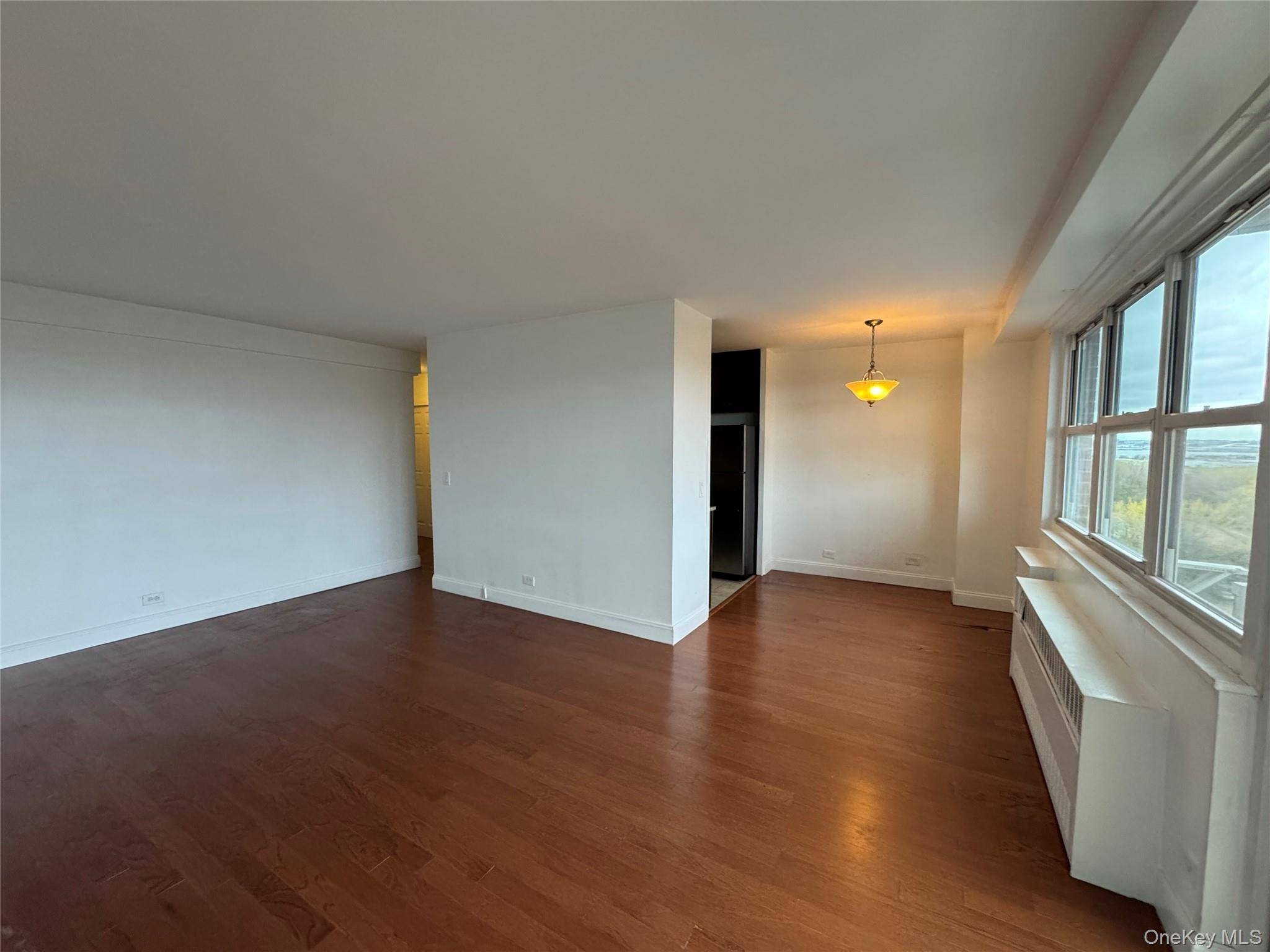 825 Morrison AVE #16M, Bronx, NY 10473