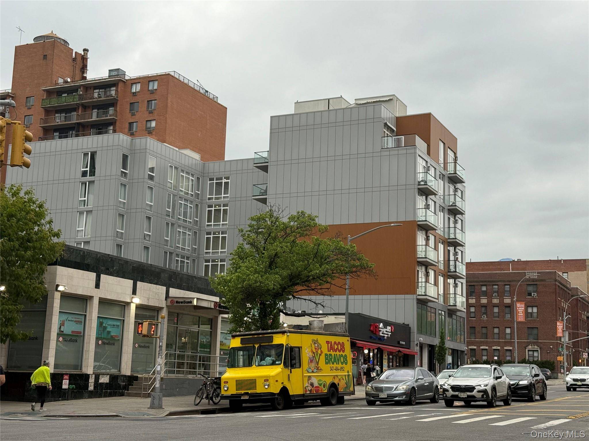 146-17 Northern BLVD #2nd Fl, Flushing, NY 11354