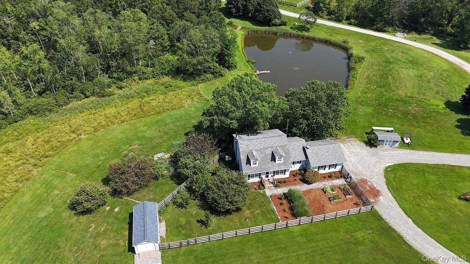 59 Delaware DR, Call Listing Agent, PA 18415