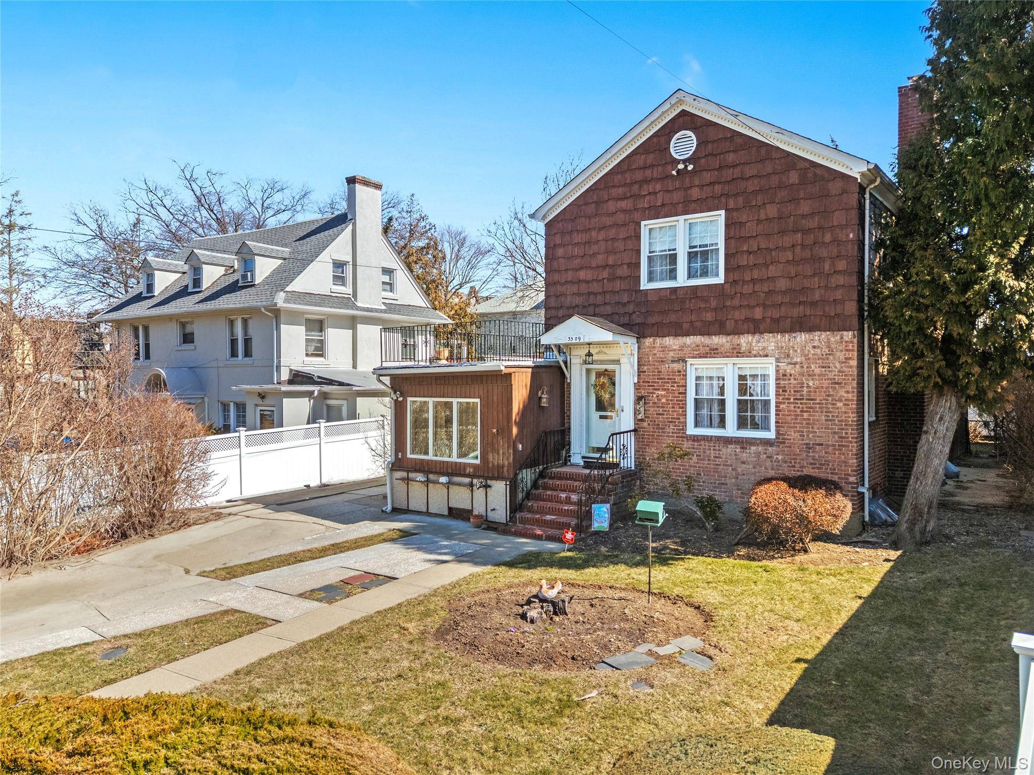 33-09 Parsons BLVD, Flushing, NY 11354