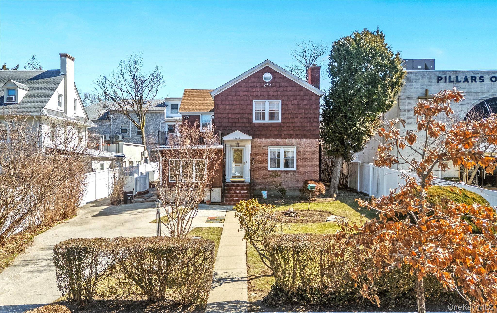 33-09 Parsons BLVD, Flushing, NY 11354