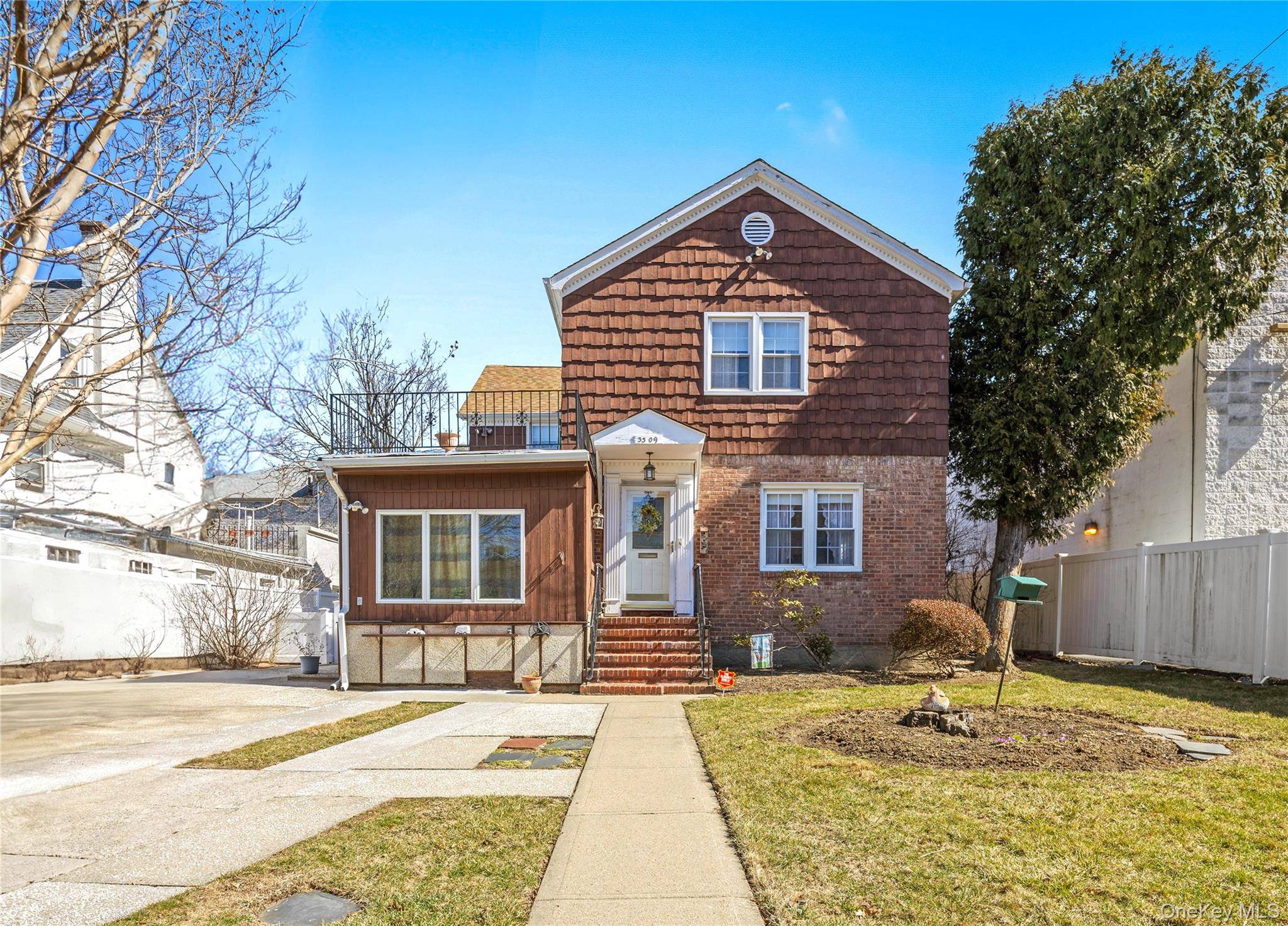 33-09 Parsons BLVD, Flushing, NY 11354