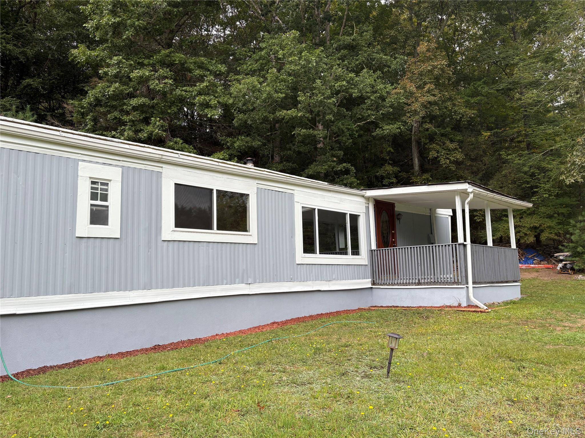 160 Van Tuyl RD, Barryville, NY 12719