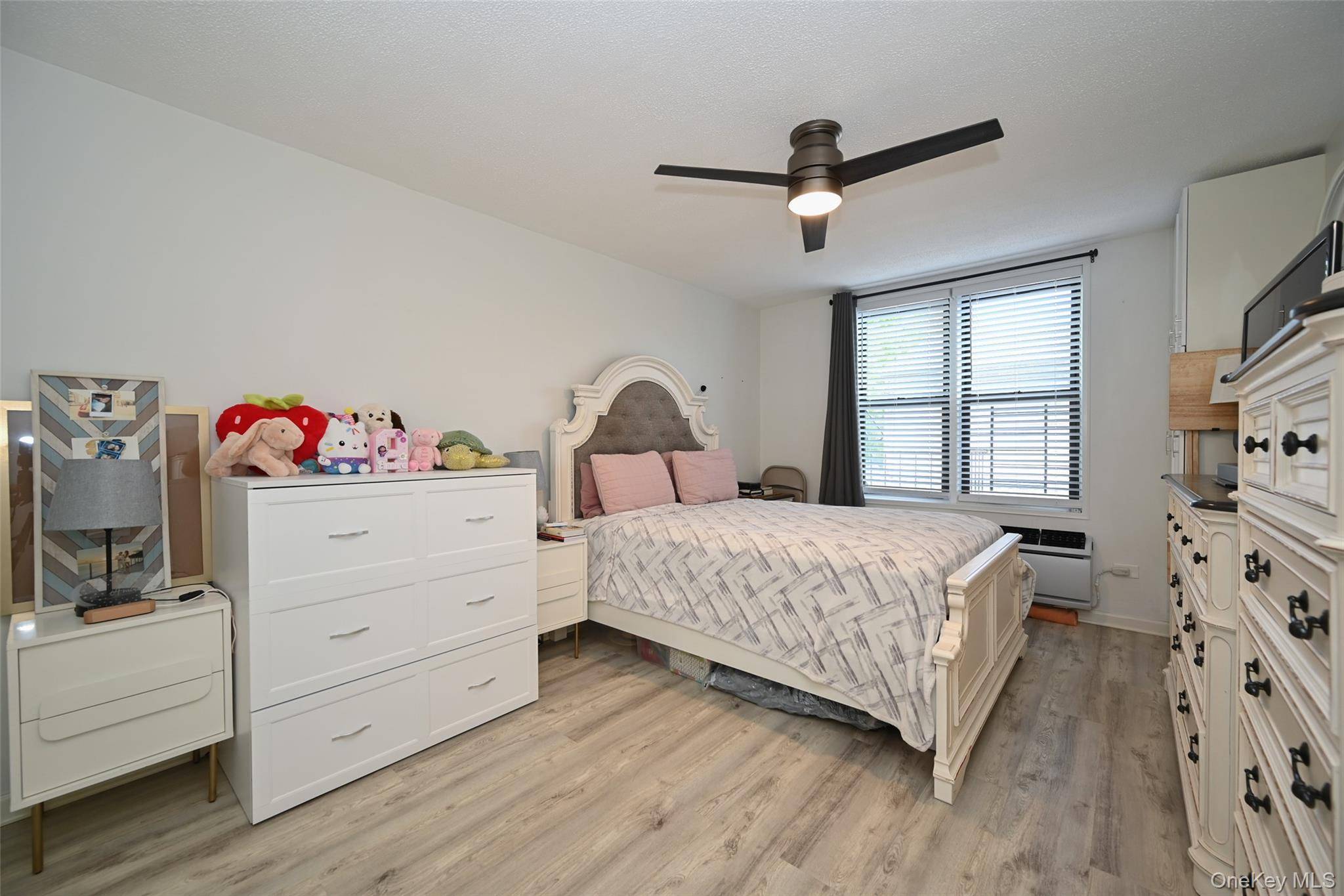 108-05 Astoria BLVD #1B, Astoria, NY 11369