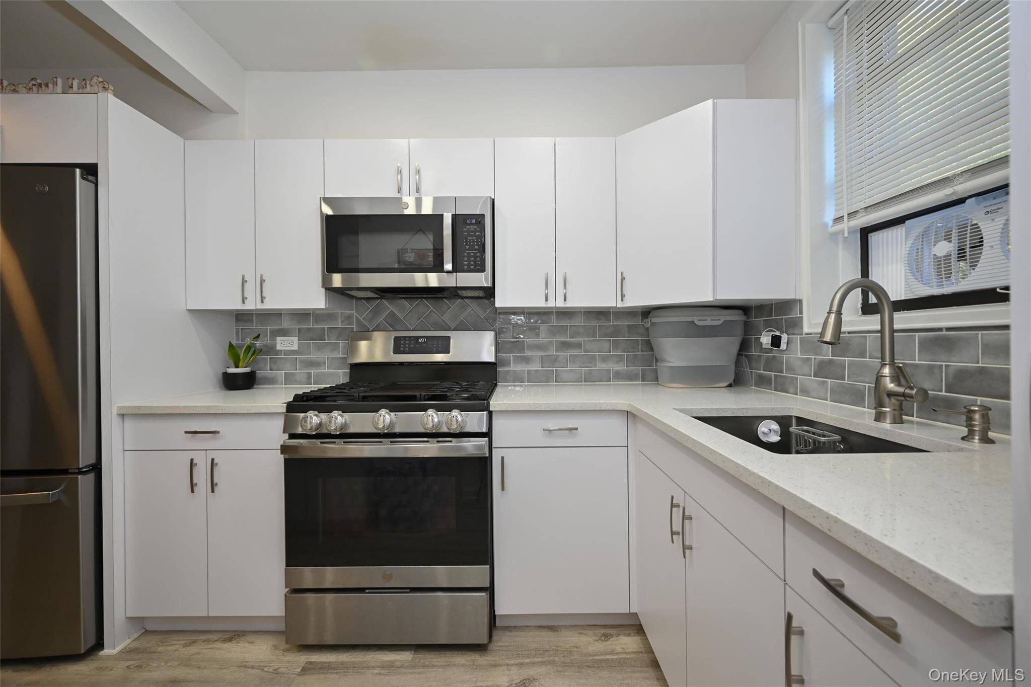 108-05 Astoria BLVD #1B, Astoria, NY 11369